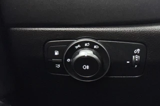 Alfa Romeo Tonale 1.3T PHEV Veloce Leder Stoelventilatie Stoelverwarming Harman Kardon Keyless / 30