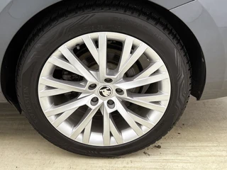 Skoda Superb Combi 1.4 TSI iV Business Edition Plus | Camera | Memory Stoelen | Stoelverwarming | Cruise Control / 10