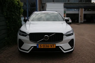 Volvo XC60 2.0 T6 AWD Ultimate Dark | 100% SOH | 360 | B&W | Pano / 41