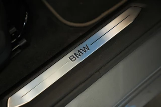 BMW 1 Serie 118i Sport Line  Keyless Go Navi LED Carplay 24 Maanden garantie* (Vraag naar de voorwaarden) / 29
