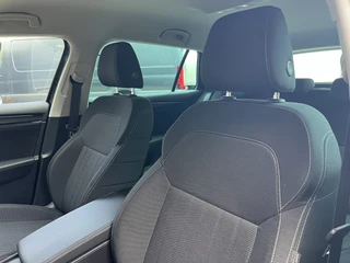 Škoda Superb Combi 1.5 TSI ACT Business Edition Plus  | Trekhaak | ACC | Carplay | Navi | Stoel/Stuurverw. | Sfeer | / 16