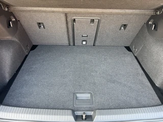 Volkswagen Golf 1.5 eTSI Style  | Carplay | ACC | PDC | Camera | Virtual | Stoel/Stuurverw. | Sfeerverlichting | / 41