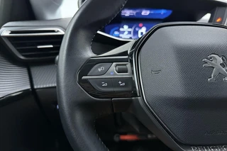 Peugeot 208 1.2T 100pk Allure Pack | Climate & Cruise Control | Navigatie | 3D Cockpit | Parkeersensoren | / 19