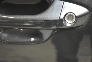 Kia Stonic 1.0 T-GDi 100pk DynamicPlusLine / 28