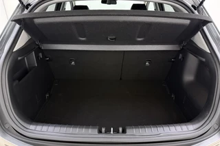 Kia Stonic 1.0 T-GDi MHEV GT-Line 100pk | Automaat | Navigatie | Climate Control | Stoel - Stuurverwarming | Camera | Keyless Start | Apple Carplay - Android Auto / 11