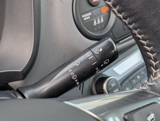 Toyota Yaris 1.5 Hybrid Aspiration / 19