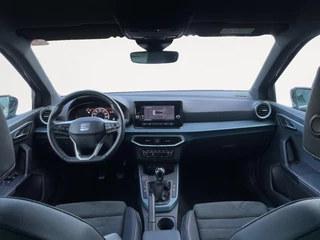 SEAT Arona Xperience Business Connect / 12