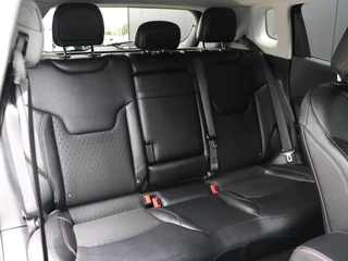 Jeep Compass 1.3T Limited | LEDER | CAMERA | NAVI | CRUISE | / 15