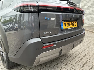 Toyota bZ4X Touring DYNAMIC 75 KWH VOORRAAD VOORDEEL VAN €49.990 VOOR €47.300!!! BLIND-SPOT PARK-SENSOREN STOEL/STUURVERW APPLE/ANDROID 18" LM-VELGEN / 28