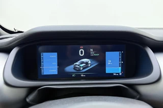 Jeep Avenger Summit 54 kWh | Navigatie | DEMO | 8 jaar speciale garantie | Electrische achterklep | Camera | Stoel- en stuurverwarming | Climate control / 33