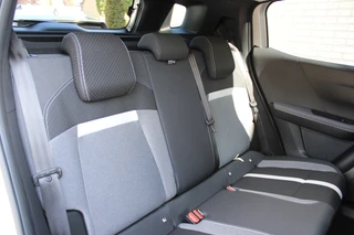 Opel Frontera 1.2 Turbo Hybrid Ultimate 5P  | Keyless | Camera | Navigatie | BLIS | Winterpack / 17