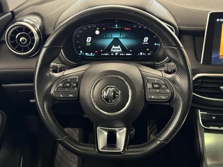 MG EHS 1.5 TGDI Luxury / 19