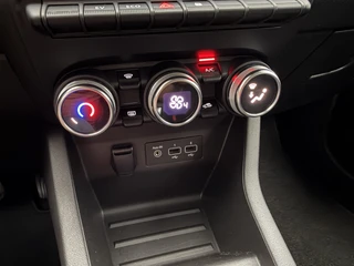 Renault Clio 1.6 E-Tech Hybrid 140 Business Zen Camera | Parkeersensoren | Navigatie | Carplay&Android / 22