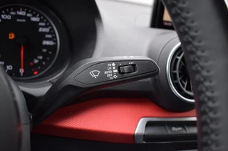 Audi Q2 30 TFSI Design Pro Line Plus | Stoelverwarming | Cruise | Navi | Climate / 25