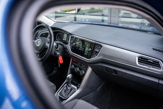 Volkswagen T-Roc 1.5 TSI Sport Autom. | Navi | PDC | Cruise controle | Trekhaak / 55