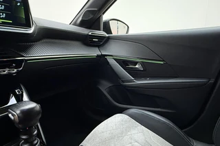 Peugeot 208 1.2 PureTech GT Pack | 3D i-cockpit | | Alcantara bekleding | Verwarmbare voorstoelen | Adaptieve cruise control | Apple Carplay/Android Auto | Navigatie full map / 29