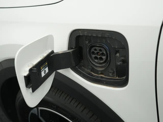 Kia Niro 1.6 GDi PHEV DynamicLine Camera | Private lease 599 per maand / 43