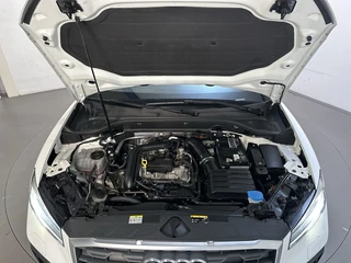 Audi Q2 30 TFSI Pro Line App-Connect DAB+ Climate Control Parkeersensoren / 11