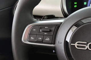 Fiat 600 1.2 Hybrid La Prima Leder Stoelverwarming Massage Keyless / 27