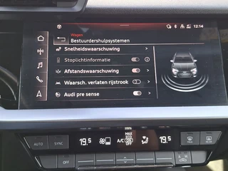 Audi A3 Sportback 30 TFSI S-line edition AUTOMAAT * Navigatie * Parkeersensoren * Audi Sound * / 18