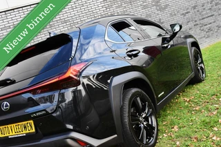 Lexus UX 250h Midnight Edition ACC/BLIND SPOT/ELEK. A KLEP/ETC.! / 32