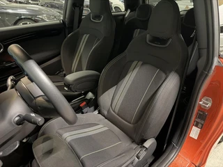 Mini Cooper 1.5 John Cooper Works Dalston Edition Carplay / 26