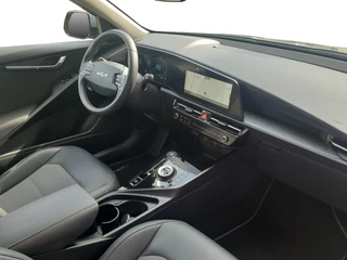 Kia Niro 1.6 GDi Hybrid DynamicLine Edition | Dodehoek detectie | Elektrisch bedienbare best. stoel | Navigatie | Adaptieve cruise control | Apple Carplay / Android Auto | Verbruik 1 op 20! / 18