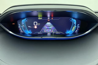 Peugeot 3008 1.6 HYbrid 180 Allure Pack Business | 19 inch | Automaat | Achteruitrijcamera | Navigatiesysteem | Apple carplay | Electronic climate control / 23