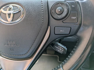 Toyota RAV4 2.5 Hybrid AWD Dynamic Camera|Elektr.Achterklep|Stoelverwarming|Trekhaak|Lane-Assist|1650KG Trekvermogen / 24