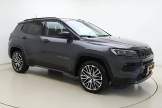 Jeep Compass 1.5T e-Hybrid S | Automaat | Rondomzicht Camera | Lederen bekleding | Stoel & Stuurverwarming | Lichtmetalen velgen | Keyless | Climate control / 9