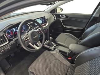 Kia XCeed 1.5 T-GDI MHEV DynamicLine | Cruise Control | Climate Control | Camera | Navigatie | 18 Inch Velgen | / 12