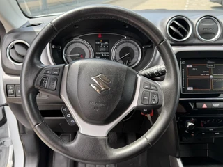 Suzuki Vitara 1.0 Boosterjet Select / 11