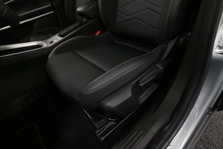 Jeep Avenger 1.2 e-Hybrid Summit (Automaat) / 6