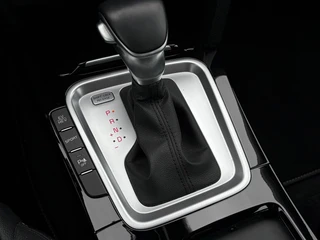 Kia XCeed 1.6 GDi PHEV DynamicLine / 28