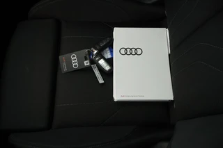 Audi Q3 1.5 272pk e-hybrid S edition Trekhaak Camera Keyless Panoramadak Stoelverwarming Virtual Cockpit Navigatie 2x S-Line / 41