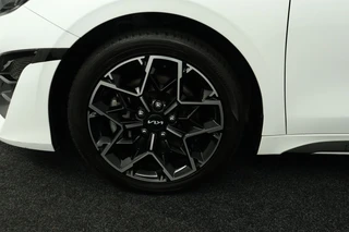 Kia ProCeed 1.5 T-GDi GT-Line Automaat  - Navigatie - Cruise Control - Stoel-/stuurverwarming - Climate Control - Fabrieksgarantie tot 01-2031 / 15