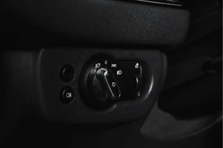 MINI Clubman 2.0 JCW ALL4 Chili  | S/K-Panodak | Adapt. Cruise | Stoelverw. | PDC | Camera | NAV + App.Connect | ECC | Harman Kardon | LM 19" | / 61