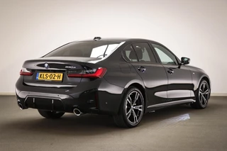 BMW 3 Series 330e M-Sport / 2