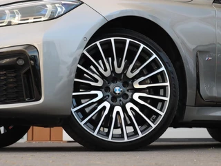 BMW 7-serie 750i xDrive High Executive | M-sport | €190.219 NIEUW!! | Full Options | / 12