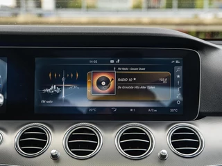 Mercedes-Benz E-klasse 200 AMG Line | Panoramadak | Leder | 360  Camera | Widescreen | LED | Apple CarPlay Android Auto | Memory | 19" | Sfeerverlichting | Dealeronderhouden / 26