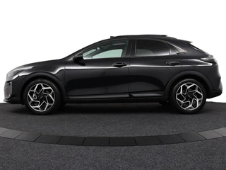 Kia XCeed 1.5 T-GDi GT-Line  - Automaat - Panorama dak - Stoel/Stuur verwarming - Navigatie - Climate Control - Achteruitrijcamera - Elektrische Achterklep - Fabrieksgarantie tot 06-2032 / 4