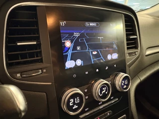 Renault Megane E-Tech Estate 1.6 Plug-In Hybrid 160 Business Zen stoel en stuurverwarming / camera / navigatie / 23