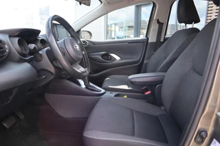 Toyota Yaris 1.5 HYBRID DYNAMIC LED LMV-16" APPLE/ANDROID KEYLESS NAVI ALL-SEASON DEALER ONDERHOUDEN / 15