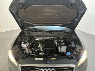 Audi Q2 30 TFSI Pro Line Navigatie App-Connect DAB+ / 17