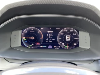 CUPRA Leon Sportstourer 1.4 e-Hybrid VZ Performance 245 pk  | 1e eigenaar | dealer onderh. | panoramadak | elektr. a. klep | kuipstoelen / 41