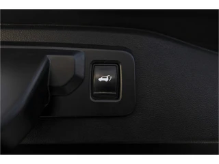 Renault Espace E-Tech full hybrid 200 techno 7p. | Trekhaak | Camera | ACC / 40