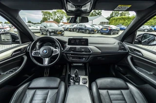 BMW X3 xDrive20i High Executive  | Pano | Trekhaak | Head-up / 7