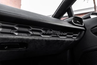 Lamborghini Huracan 5.2 V10 LP580-2 | Lift | Dealer o.h | Carbon | Titanium Sportuitlaat / 80