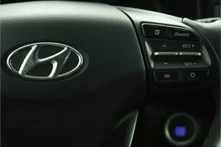Hyundai Kona 1.0T Premium  - Elektrische Stoelen - Trekhaak - Stoelverwarming - Achteruitrijcamera - Climate Control - Apple Carplay/Android Auto - Virena Zekerheidspakket t.w.v. €895,- / 26