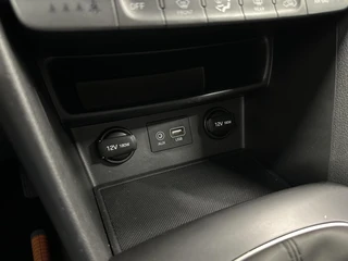 Hyundai Kona 1.0T Essence CAMERA CARPLAY ECC CRUISE LM. / 38